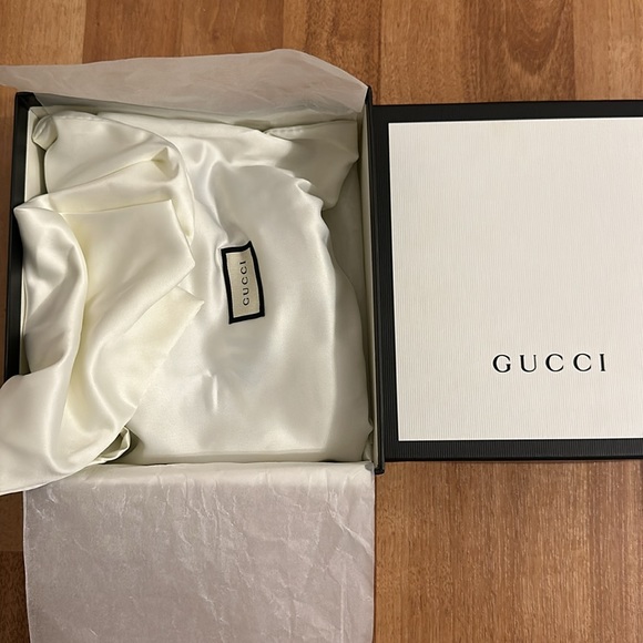 Gucci Kids Logo Sneakers Brand new in box size 24 - Picture 6 of 8